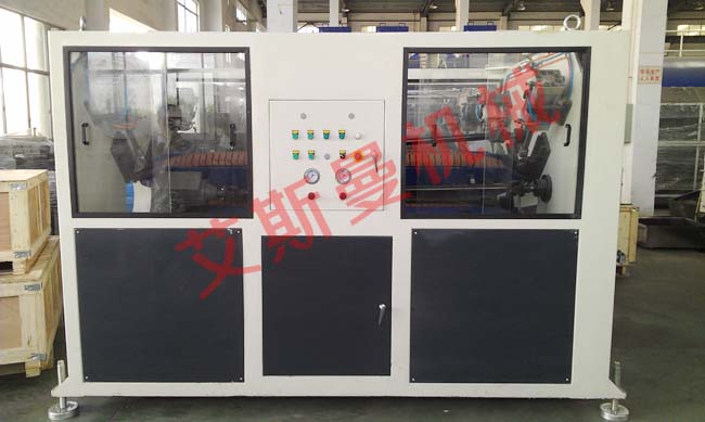 PVC solid pipe production line